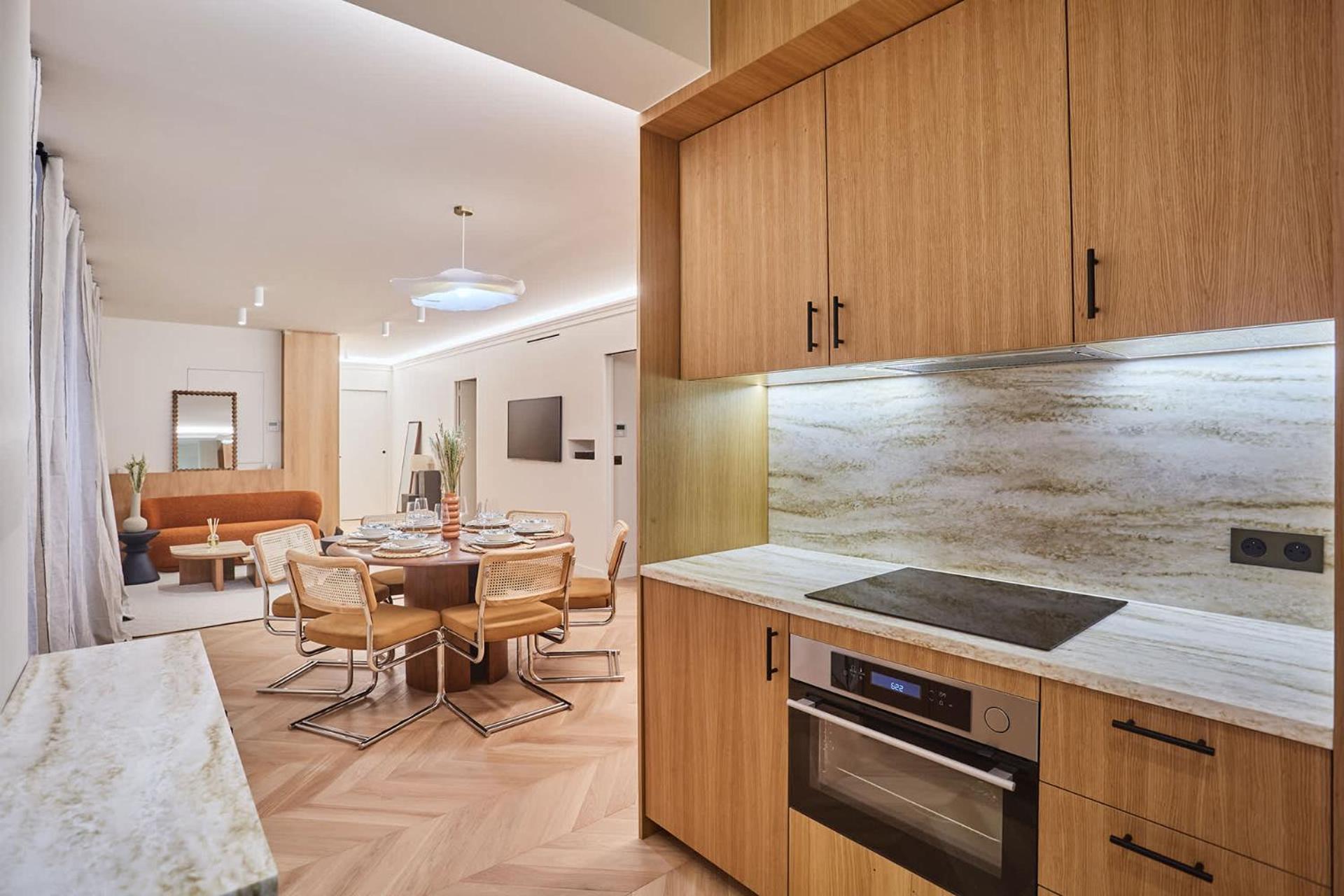 Superb Ac Center Of Le Marais *